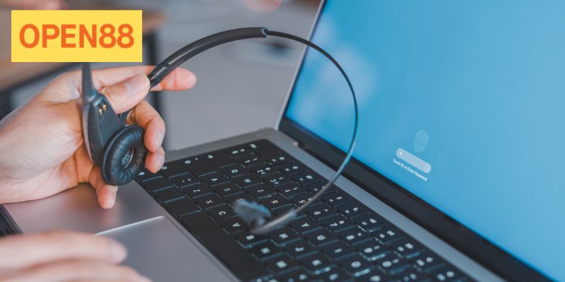 Đội ngũ nhân viên CSKH 24/7 có nghiệp vụ tốt 